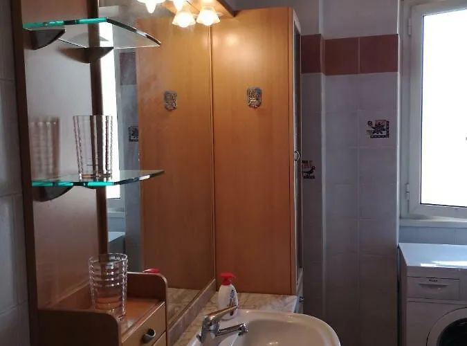 Checchi House Appartement *